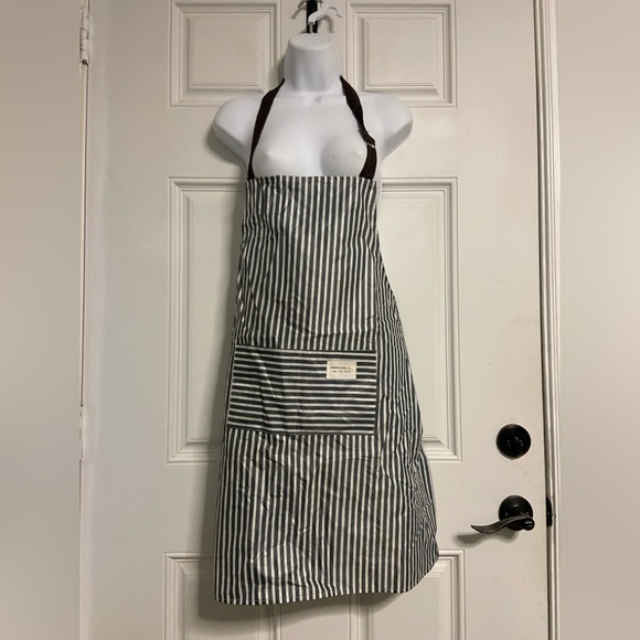 Dresses & Skirts - Zebra Striped Waterproof Kitchen Apron